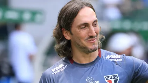 SP – SAO PAULO – 16/02/2025 – PAULISTA 2025, PALMEIRAS X SAO PAULO – Luis Zubeldia tecnico do Sao Paulo durante partida contra o Palmeiras no estadio Arena Allianz Parque pelo campeonato Paulista 2025. Foto: Marcello Zambrana/AGIF