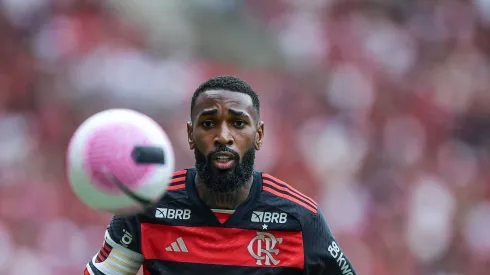 RJ – RIO DE JANEIRO – 26/10/2024 – BRASILEIRO A 2024, FLAMENGO X JUVENTUDE – Gerson jogador do Flamengo durante partida contra o Juventude no estadio Maracana pelo campeonato Brasileiro A 2024. Foto: Thiago Ribeiro/AGIF