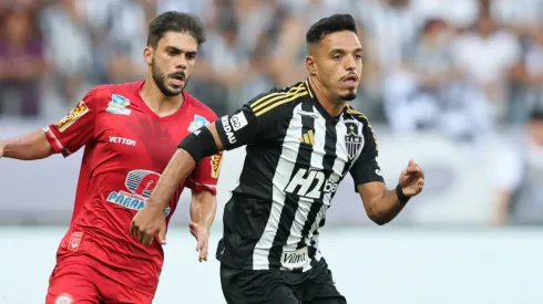 Gabriel Menino elogiou o companheiro – Foto: Gilson Lobo/AGIF.