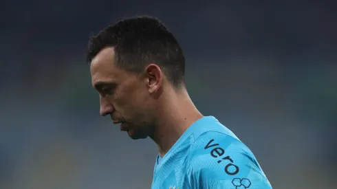 Goleiro Marchesin falha no gol sofrido pelo Boca Juniors