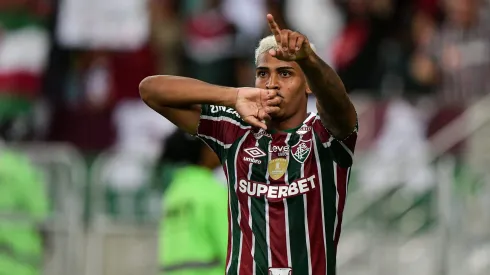RJ – RIO DE JANEIRO – 29/05/2024 – COPA LIBERTADORES 2024, FLUMINENSE X ALIANZA LIMA – John Kennedy jogador do Fluminense comemora seu gol durante partida contra o Alianza Lima no estadio Maracana pelo campeonato Copa Libertadores 2024. Foto: Thiago Ribeiro/AGIF