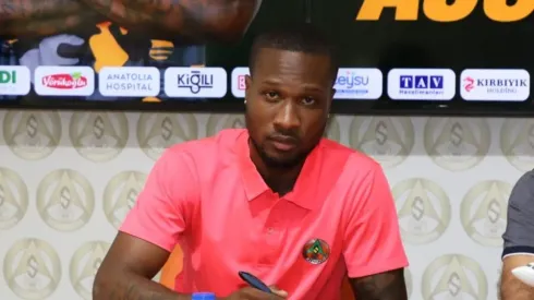 Angolano Loide Augusto já revelou o desejo de jogar no Vasco