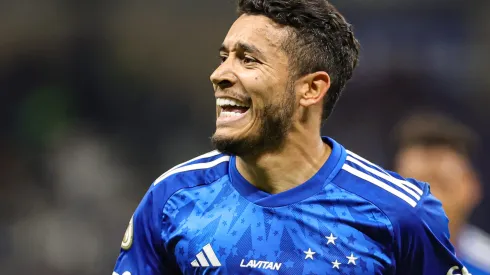 William, lateral-direito do Cruzeiro