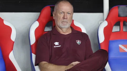 Mano Menezes durante a partida do Fluminense na Copa do Brasil – Foto: Fernando Torres/AGIF