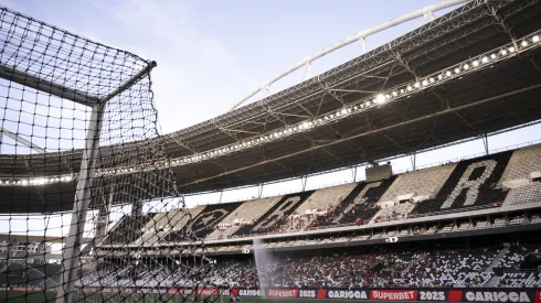 Vista geral do estádio Engenhão para partida entre Vasco e Flamengo pelo campeonato Carioca 2025. Foto: Jorge Rodrigues/AGIF
