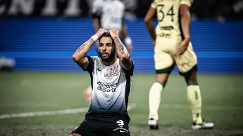 Yuri Alberto, jogador do Corinthians, lamenta durante partida contra o Mirassol no estadio Arena Corinthians pelo campeonato Paulista 2025. Foto: Leonardo Lima/AGIF