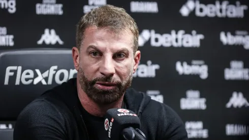 Pedrinho é convencido sobre acerto da arbitragem no clássico