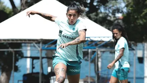 Cruzeiro feminino. Fotos: Gustavo Martins/ Cruzeiro