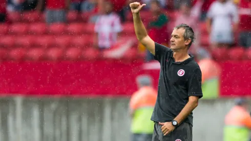 Lisca durante passagem pelo Internacional em 2016 – Foto: Jeferson Guareze/AGIF