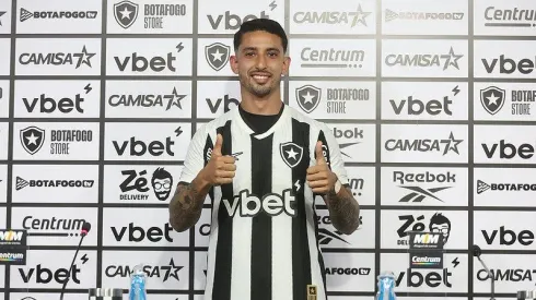 Santiago Rodríguez durante sua apresentação no Botafogo. Foto: Vitor Silva/Botafogo