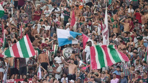 Torcida do Fluminense durante o Fla-Flu pelo Carioca – Foto: Thiago Ribeiro/AGIF