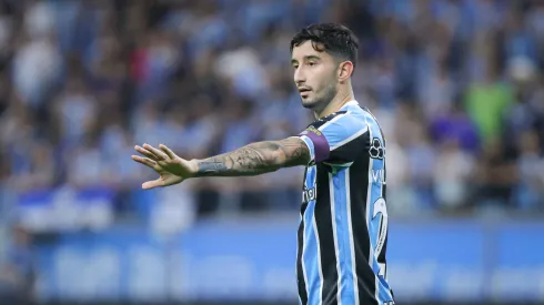 Villasanti, jogador do Grêmio durante partida contra o Flamengo no estadio Arena do Gremio pelo campeonato Brasileiro A 2024. Foto: Maxi Franzoi/AGIF