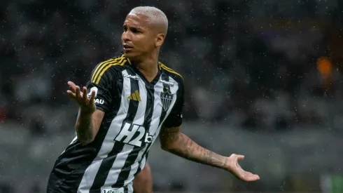 Deyverson jogador do Atlético-MG durante partida contra o America-MG no estadio Mineirao pelo campeonato Mineiro 2025. Foto: Fernando Moreno/AGIF