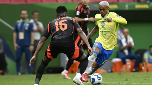 Wesley jogador do Brasil durante partida contra o Colombia. Foto: Mateus Bonomi/AGIF