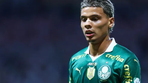 Richard Rios, do Palmeiras, durante partida contra o Gremio no Allianz Parque, pelo Campeonato Brasileiro A 2024. Foto: Marcello Zambrana / AGIF