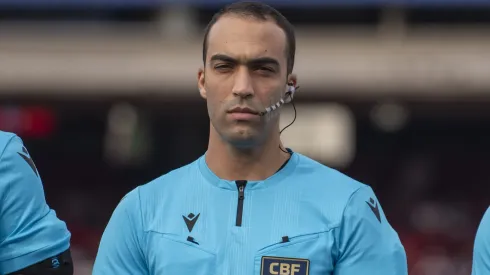 O árbitro Davi de Oliveira Lacerda. Foto: Anderson Romao/AGIF