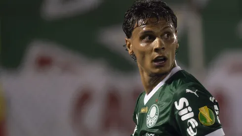 SP – SAO BERNARDO DO CAMPO – 01/03/2025 – PAULISTA 2025, SAO BERNARDO X PALMEIRAS – Richard Rios jogador do Palmeiras durante partida contra o Sao Bernardo no estadio Primeiro de Maio pelo campeonato Paulista 2025.