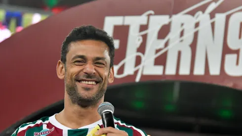 Fred jogador do Fluminense recebe homenagem apos partida contra o Ceara no estadio Maracana pela decisao do campeonato Brasileiro A 2022. Foto: Thiago Ribeiro/AGIF