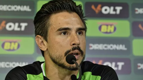 Ex-Cruzeiro foi apresentado – Foto: Mourão Panda/América-MG.