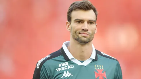 Léo Jardim em ação pelo Vasco – Foto: Thiago Ribeiro/AGIF