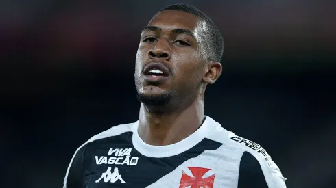 Rayan pelo Vasco em 2025. Foto: Thiago Ribeiro/AGIF