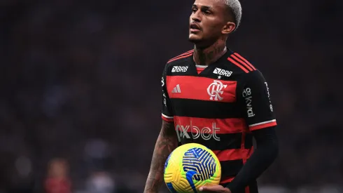 Wesley também se destaca pelo Flamengo. Foto: Ettore Chiereguini/AGIF