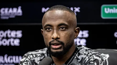 Dieguinho na coletiva de ontem (3)