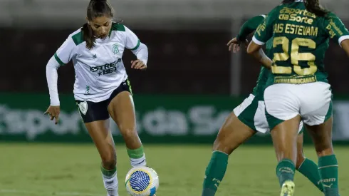 Jogadora do América-MG. Foto: Anderson Romão/AGIF