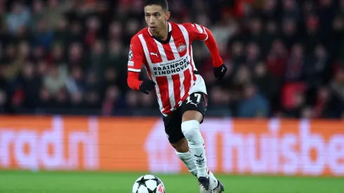 EINDHOVEN, NETHERLANDS – NOVEMBER 27: Mauro Junior of PSV in action during the UEFA Champions League 2024/25 League Phase MD5 match between PSV Eindhoven and FC Shakhtar Donetsk at PSV Stadion on November 27, 2024 in Eindhoven, Netherlands. (Photo by Dean Mouhtaropoulos/Getty Images)