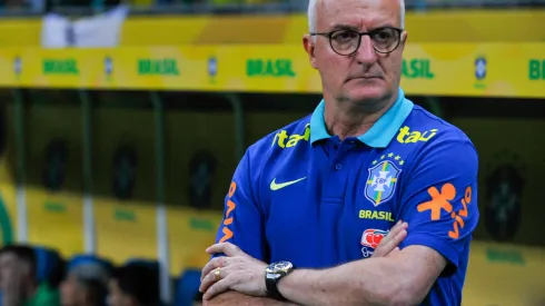 BA – SALVADOR – 19/11/2024 – ELIMINATORIAS COPA DO MUNDO 2026, BRASIL X URUGUAI – Dorival Junior tecnico do Brasil durante partida contra o Uruguai no estadio Arena Fonte Nova pelo campeonato Eliminatorias Copa Do Mundo 2026. Foto: Jhony Pinho/AGIF