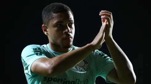 PE – RECIFE – 06/04/2025 – BRASILEIRO A 2025, SPORT X PALMEIRAS – Vitor Roque jogador do Palmeiras durante a partida entre Sport e Palmeiras na Ilha do Retiro em Recife (PE), pelo campeonato brasileiro A 2025. Foto: Marlon Costa/AGIF