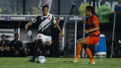 Mauricio Lemos acumula desempenho destacável com a camisa do Vasco. Foto: Dikran Sahagian/Vasco.