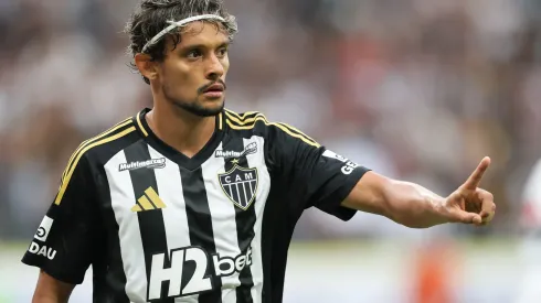 SP – BELO HORIZONTE – 06/04/2025 – BRASILEIRO A 2025, ATLETICO-MG X SAO PAULO – Gustavo Scarpa jogador do Atletico-MG durante partida contra o Sao Paulo no estadio Mineirao pelo campeonato Brasileiro A 2025. Foto: Gilson Lobo/AGIF