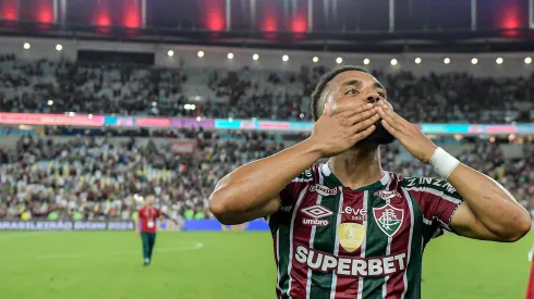 Samuel Xavier jogador do Fluminense durante partida contra o Athletico-PR no estádio Maracanã pelo campeonato Brasileiro A 2024. Foto: Thiago Ribeiro/AGIF