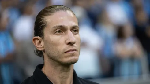 Filipe Luis no comando do Flamengo. Foto: Liamara Polli/AGIF
