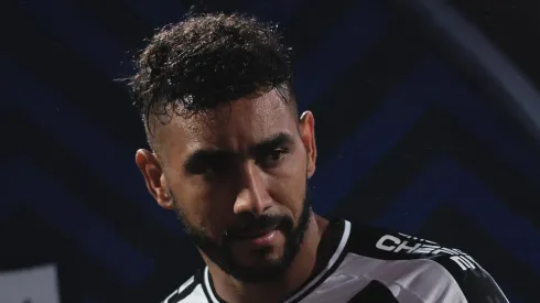 SP – SAO PAULO – 05/04/2025 – BRASILEIRO A 2025, CORINTHIANS X VASCO – Payet jogador do Vasco durante partida contra o Corinthians no estadio Arena Corinthians pelo campeonato Brasileiro A 2025.