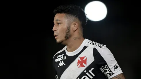 Adson revelou ponto determinante em derrota do Vasco