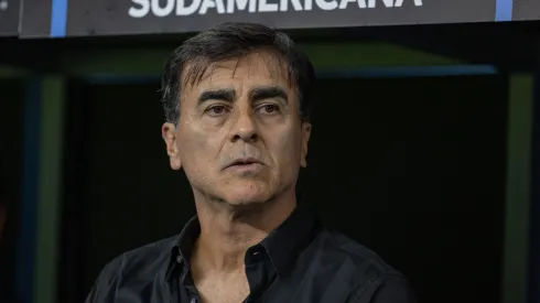 RS – PORTO ALEGRE – 08/04/2025 – COPA SUL-AMERICANA 2025, GREMIO X ATLETICO GRAU – Gustavo Quinteros tecnico do Gremio durante partida contra o Atletico Grau no estadio Arena do Gremio pelo campeonato Copa Sul-americana 2025. Foto: Liamara Polli/AGIF