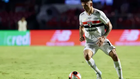 SP – SAO PAULO – 19/02/2025 – PAULISTA 2025, SAO PAULO X PONTE PRETA – Enzo Diaz jogador do Sao Paulo durante partida contra o Ponte Preta no estadio Morumbi pelo campeonato Paulista 2025. Foto: Marcello Zambrana/AGIF