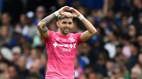 LONDON, ENGLAND – APRIL 13: Julio Enciso of Ipswich Town celebrates scoring his team's first goal during the Premier League match between Chelsea FC and Ipswich Town FC at Stamford Bridge on April 13, 2025 in London, England. (Photo by Mike Hewitt/Getty Images)