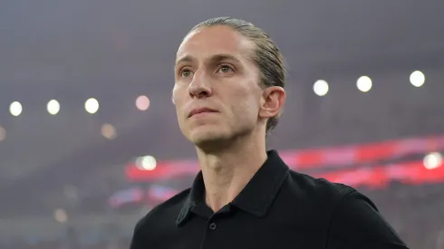 SP – RIO DE JANEIRO – 29/03/2025 – BRASILEIRO A 2025, FLAMENGO X INTERNACIONAL – Filipe Luis tecnico do Flamengo durante partida contra o Internacional no estadio Maracana pelo campeonato Brasileiro A 2025. Foto: Thiago Ribeiro/AGIF