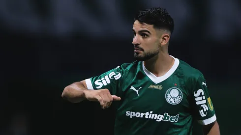 Flaco López marcou um dos gols do Verdão na derrota pro Bolívar. Foto: Ettore Chiereguini/AGIF