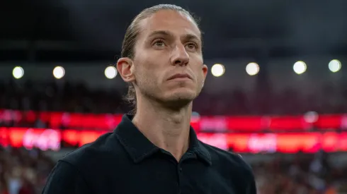 Filipe Luís técnico do Flamengo durante partida contra o Vasco no estádio Maracanã pelo campeonato Brasileiro A 2025. Foto: Thiago Ribeiro/AGIF