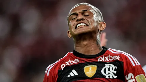 Flamengo vai vender Wesley – Foto: Thiago Ribeiro/AGIF.