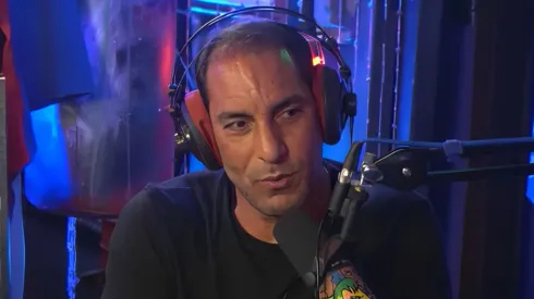 Edmundo em registro no podcast