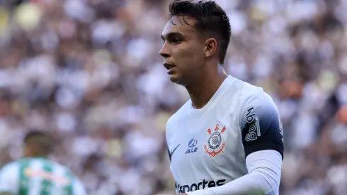 SP – SAO PAULO – 04/08/2024 – BRASILEIRO A 2024, CORINTHIANS X JUVENTUDE – Giovane jogador do Corinthians durante partida contra o Juventude no estadio Arena Corinthians pelo campeonato Brasileiro A 2024. Foto: Marcello Zambrana/AGIF