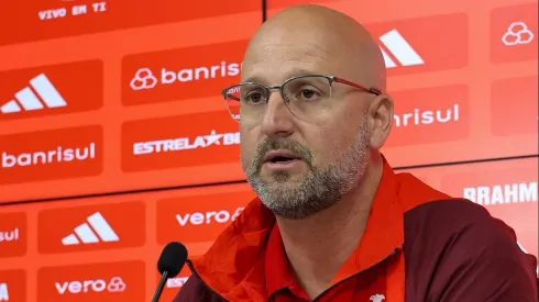 Bisol adota cautela sobre reforços para o ataque do Inter
