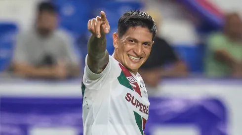 Retorno de Cano ao Fluminense pode ser antecipado em 1 semana