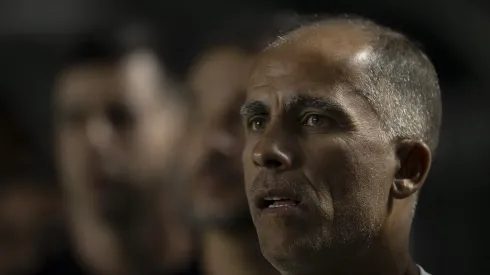 Felipe Maestro é técnico do Vasco.