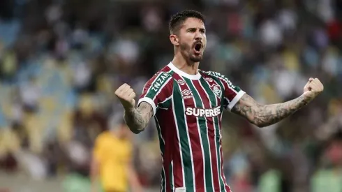 Everaldo comemora o gol da vitória do Fluminense. Foto: Lucas Merçon/Fluminense FC